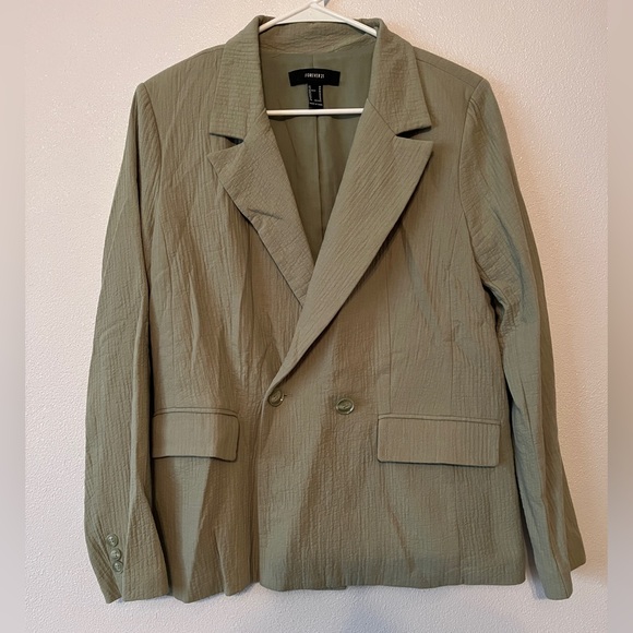 Forever 21 Pastel Green Blazer and Short Set - Picture 7 of 10